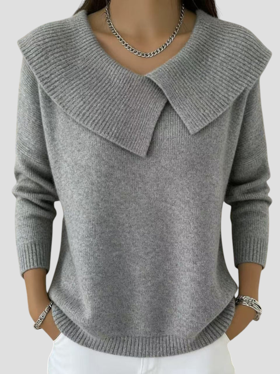 Lucia - Strikket sweater med maxi krave