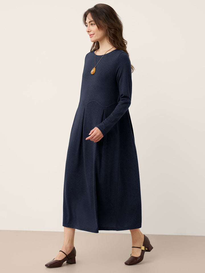 CALISTA - Lang kjole med struktureret design og sidelommer