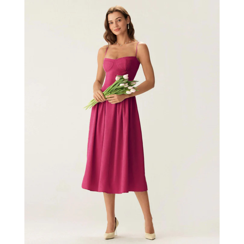 Sofia - Elegant midikjole med firkantet hals