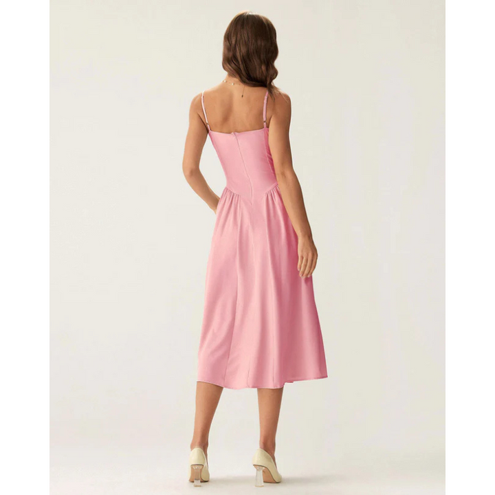 Sofia - Elegant midikjole med firkantet hals