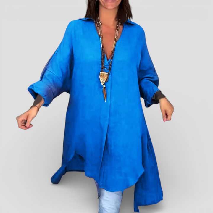 Adnela - Elegant skjorte med V-hals