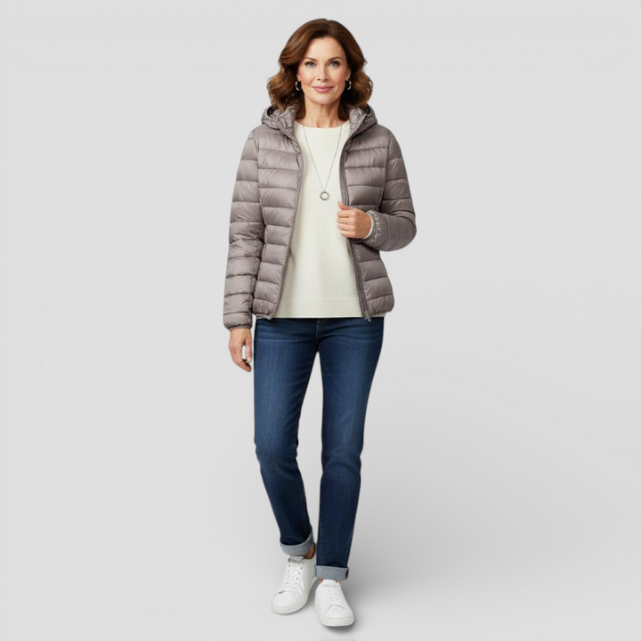 Karen - Let og elegant polstret jakke