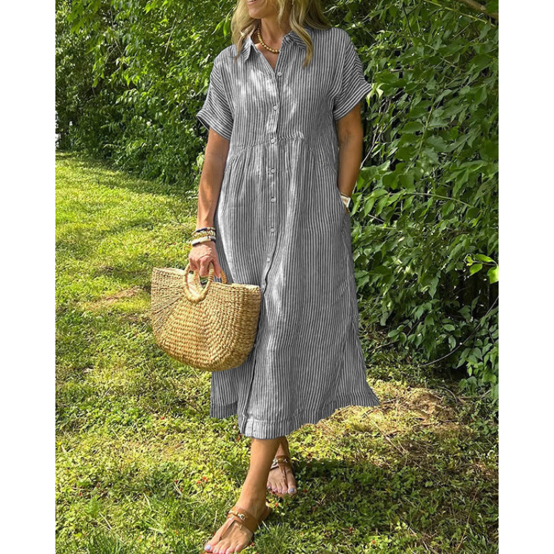 Sara - Stribet kjole med sidelommer