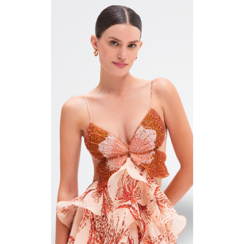 Nahia - Elegant kjole med flæser