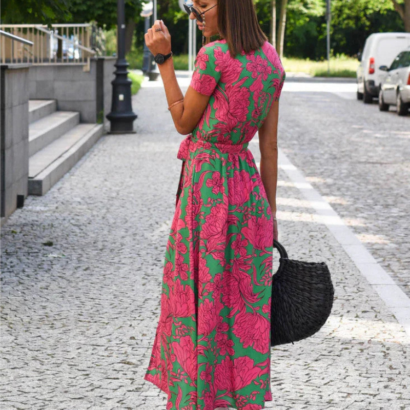 Nuvia - V-hals A-line kjole