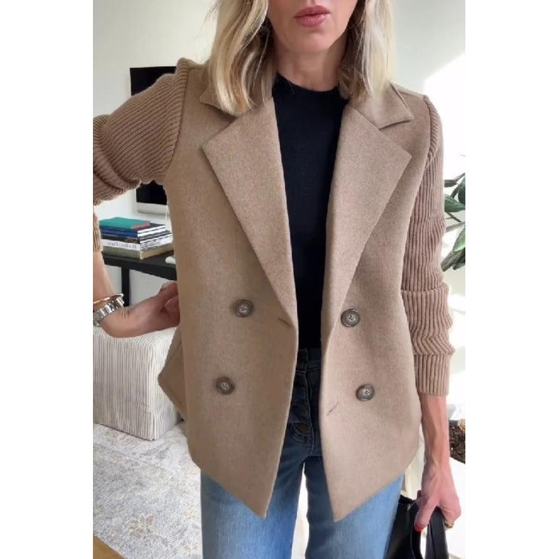 Amora - Elegant blazer med strikkede ærmer