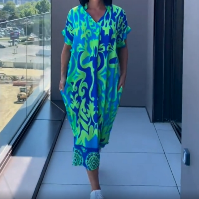 Alma - Afslappet elegant printet kjole med V-hals til kvinder